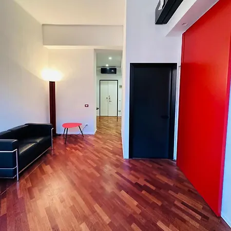 Whouse Indipendenza